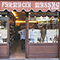 Ingresso della Farmacia Massagli, Lucca.