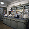 Interno della Farmacia del Galluzzo, Firenze.