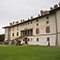 La scalinata d'accesso alla Villa Medicea "La Ferdinanda" ad Artimino (Carmignano).