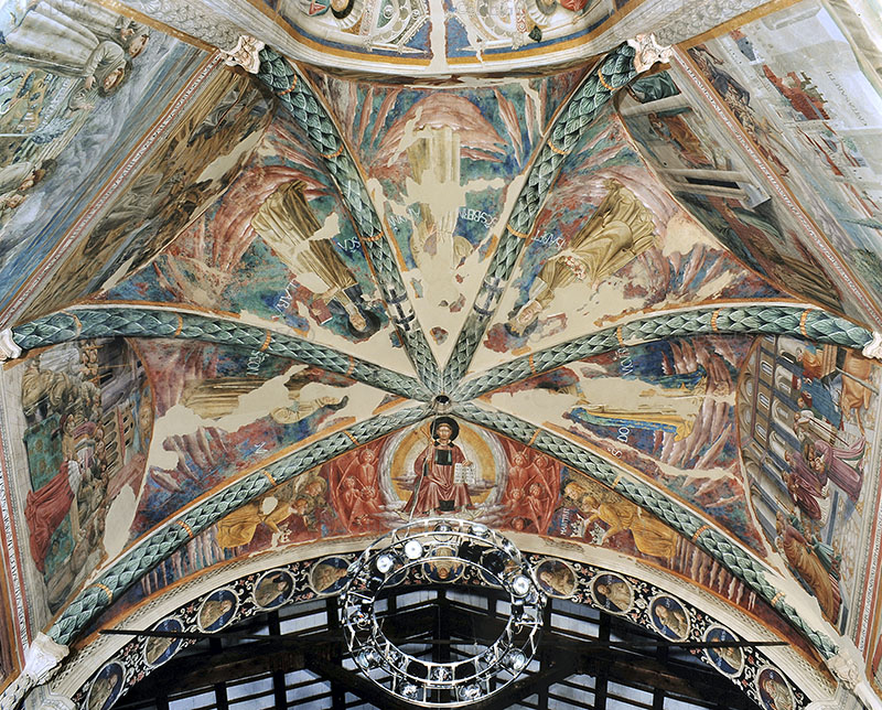 Francesco e cinque santi appartenenti all’Ordine in gloria tra gli angeli, volta della cappella del Coro, chiesa di San Francesco, Montefalco.