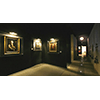 La Sala delle finestre del Museo Ideale Leonardo Da Vinci con dipinti di bottega leonardesca.