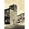 La torre Caparrini del castello medievale di Vitolini agli inizi del Novecento.