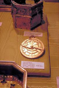 Astrolabio, sec. XIX, Museo Nazionale del Bargello, Firenze.