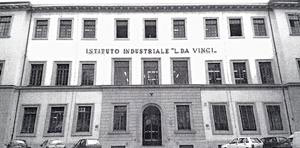 Facciata dell'Istituto Tecnico Industriale - Istituto Professionale per l'Industria e l'Artigianato "Leonardo da Vinci", Firenze.