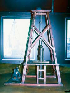 Model of drilling frame with a hand-hoist, Enel Museum of Geothermal Energy, Larderello.