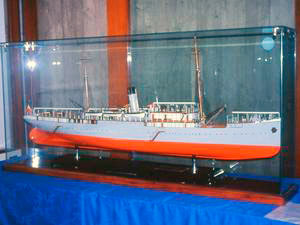 Model of a steamer, "Fratelli Orlando" Shipyard, Livorno.