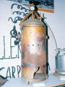 Autoclave, c. 1930 - Library and Museum of Local Health Department 5 of Pisa -  Alta Val di Cecina District, Volterra.
