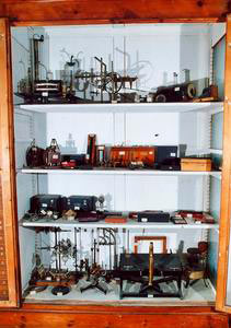 Physiology instruments, Department of Physiology and Biochemistry,University of Pisa.