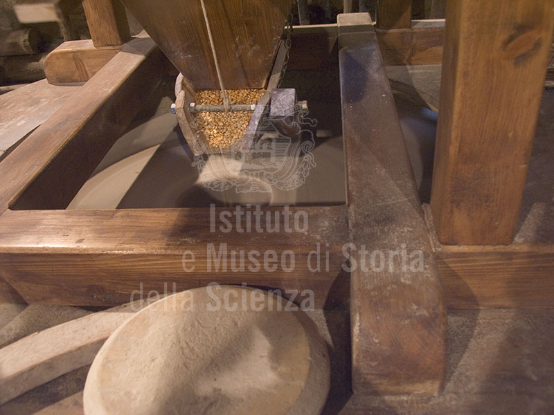 Grinding system in the Bonano Mill in operation, Castel Focognano.