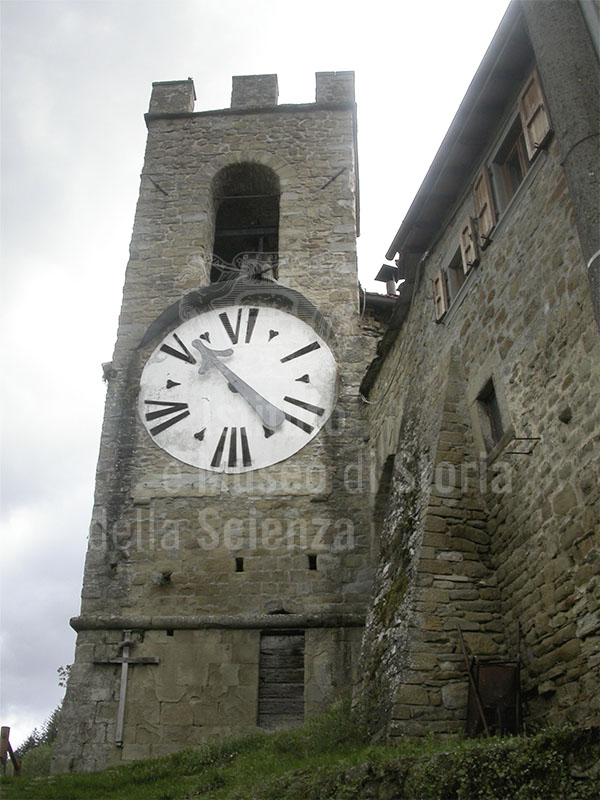 Torre con orologio, Castel San Niccol.