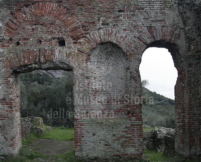 Niche inside the baths, Roman Villa of Massaciuccoli, Massarosa.