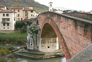Medici bridge of Pontassieve, north side.