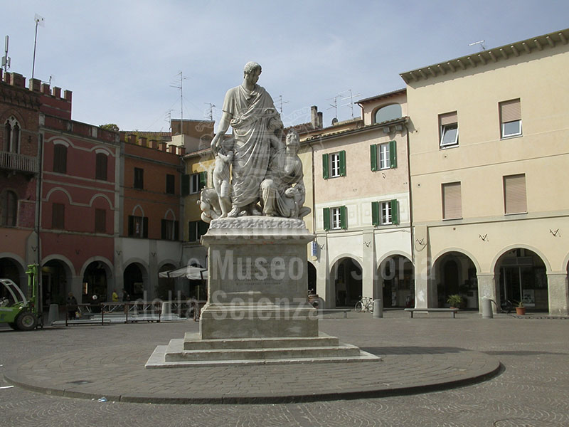 Monumento scolpito da Luigi Magi ed eretto nel 1846 in Piazza Dante a Grosseto per commemorare le opere di bonifica condotte da Leopoldo II in Maremma.