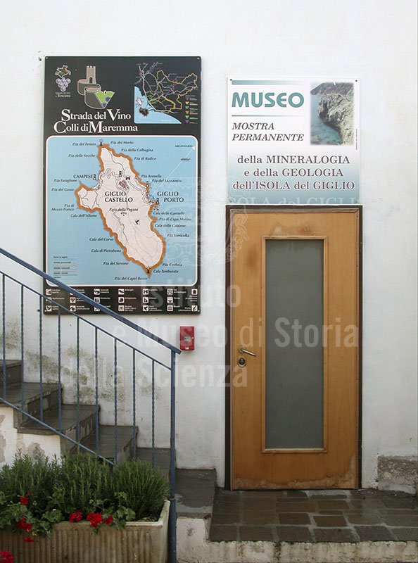 Entrance to the Museo della Mineralogia e della Geologia of Giglio Island.