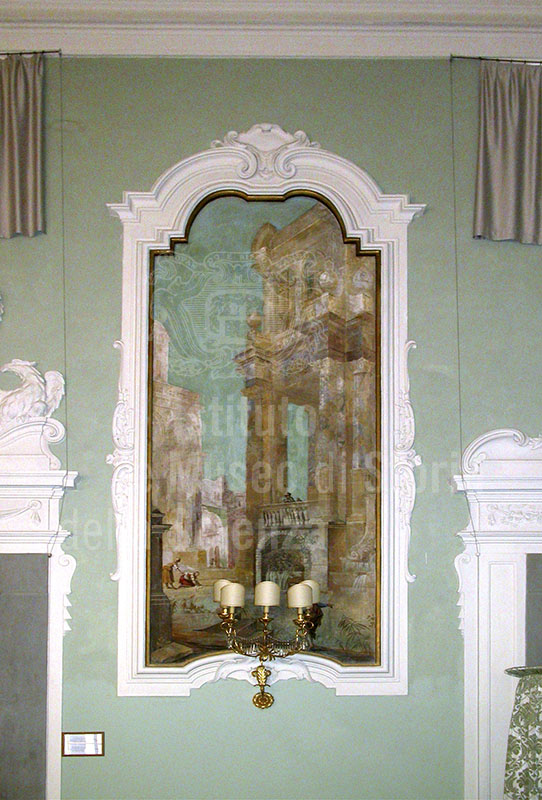 Decorazione pittorica all'interno di Palazzo Ximenes Panciatichi, Firenze.