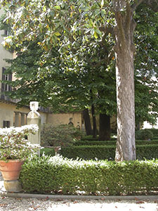 Giardino di Palazzo Vivarelli Colonna, Firenze.