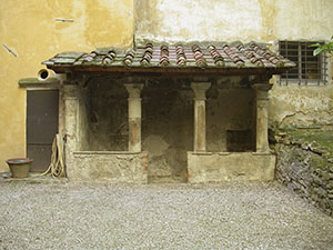 Loggetta del giardino pensile di Palazzo Guicciardini, Firenze.