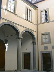 Courtyard of Palazzo Rucellai, Florence.