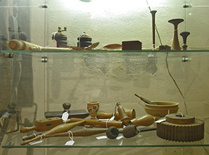 Prodotti artigianali in legno, Museo del Bosco e dalla Montagna, Stia.