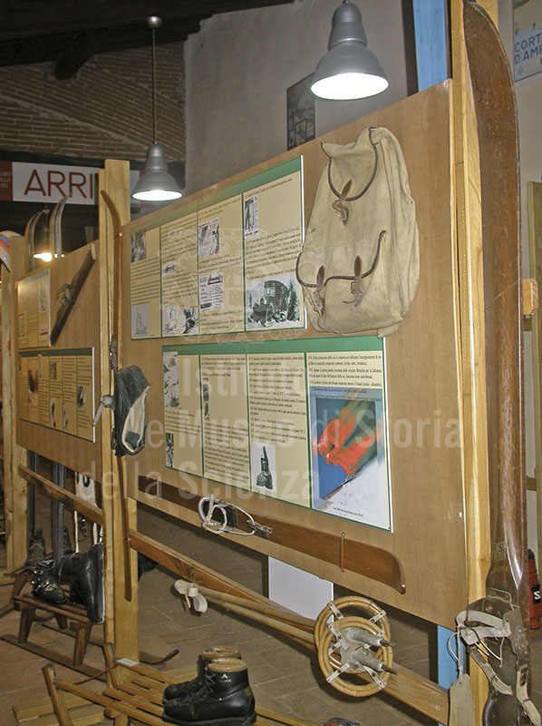 Pannelli didattici sulla storia dell'evoluzione dell'attrezzatura sciistica, Museo dello Sci, Stia.