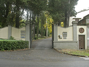 Entrance to Villa Montalto, Firenze.