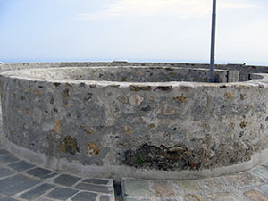 Cisterna interna del Castello Aghinolfi, Montignoso.