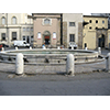 Fontana di Lorenzo Nottolini in piazza del Duomo, Lucca.