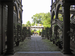 Entrance of Palazzo Controni Pfanner, Lucca.