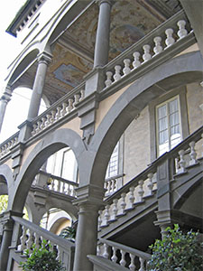 Scalinata di Palazzo Controni Pfanner, Lucca.