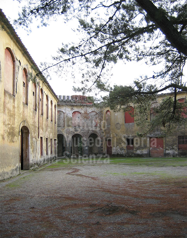 Edifici della Villa Cenami Mansi, Capannori.