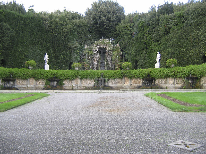 Giochi d'acqua nel giardino di Villa Reale di Marlia, Capannori.