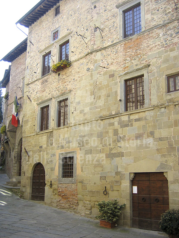 Exterior of the Museo Statale di Palazzo Taglieschi, Anghiari.