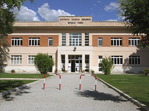 Facciata dell'Istituto Tecnico Agrario Statale "Angelo Vegni", Cortona.