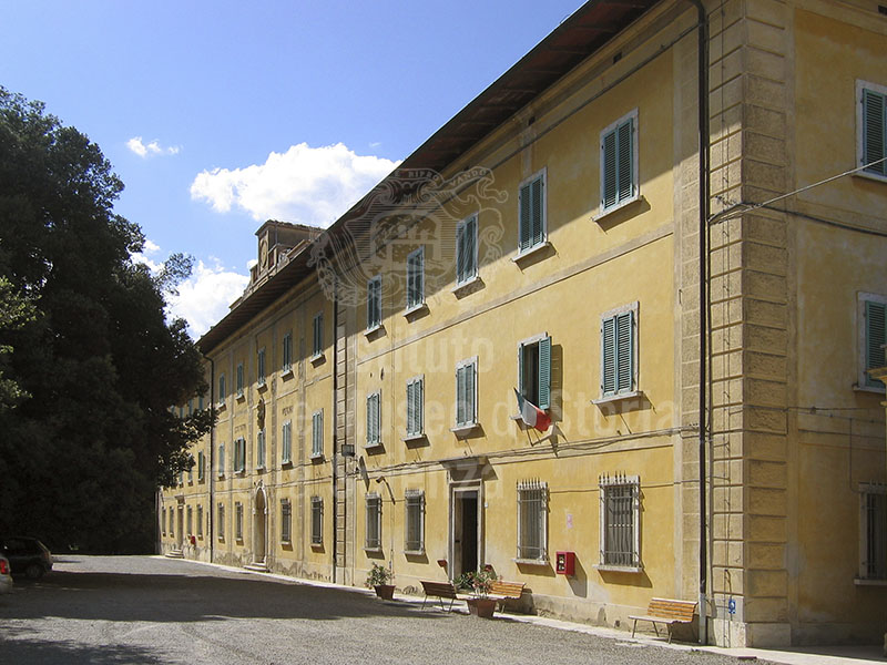 Faade of the Istituto Tecnico Agrario Statale "Angelo Vegni", Cortona.