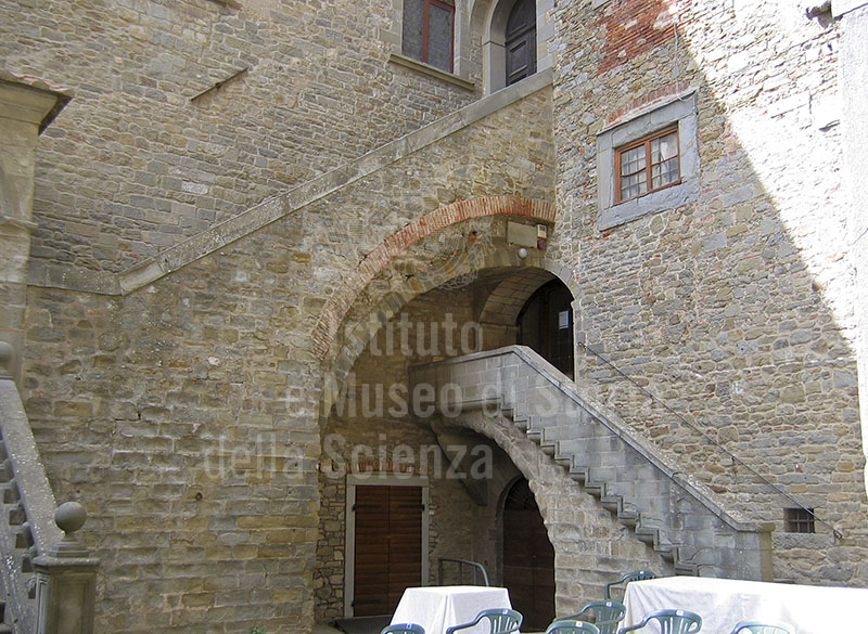 Cortile del Museo dell'Accademia Etrusca, Cortona.