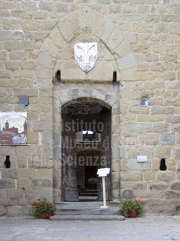 Ingresso del Museo Comunale della Ceramica Popolare, Monte San Savino.