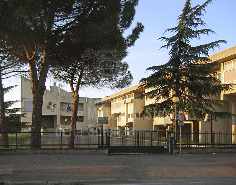 Esterno della Scuola Media "Giorgio Vasari", Arezzo.
