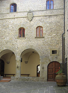 Courtyard of Villa Pitiana, Reggello.