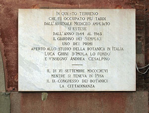 Stone tablet on the faade of the Arsenali Medicei, Pisa.