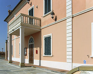 Esterno dell'Ecomuseo dell'Alabastro - Punto Museale di Castellina Marittima.