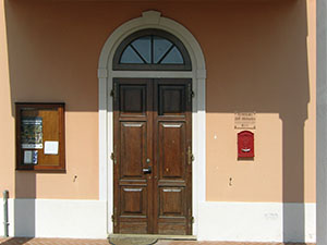 Entrance portal to the Ecomuseo dell'Alabastro - Castellina Marittima. Museum Unit.