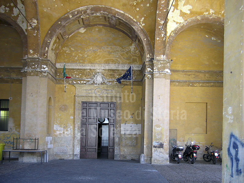 Entrance to theLiceo Ginnasio "Enea Silvio Piccolomini", Siena.