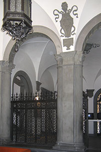 Courtyard of the Palazzo delle Papesse, Siena.