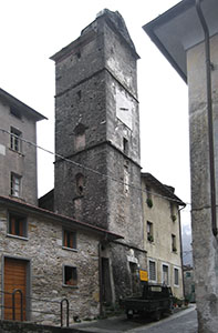 Esterno della Torre Medicea, Stazzema.