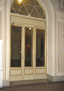 Entrance to the Teatro Verdi in Pisa.