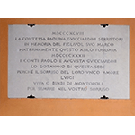 Lapide sulla facciata del Museo Civico Palazzo Guicciardini, Montopoli in Val d'Arno.