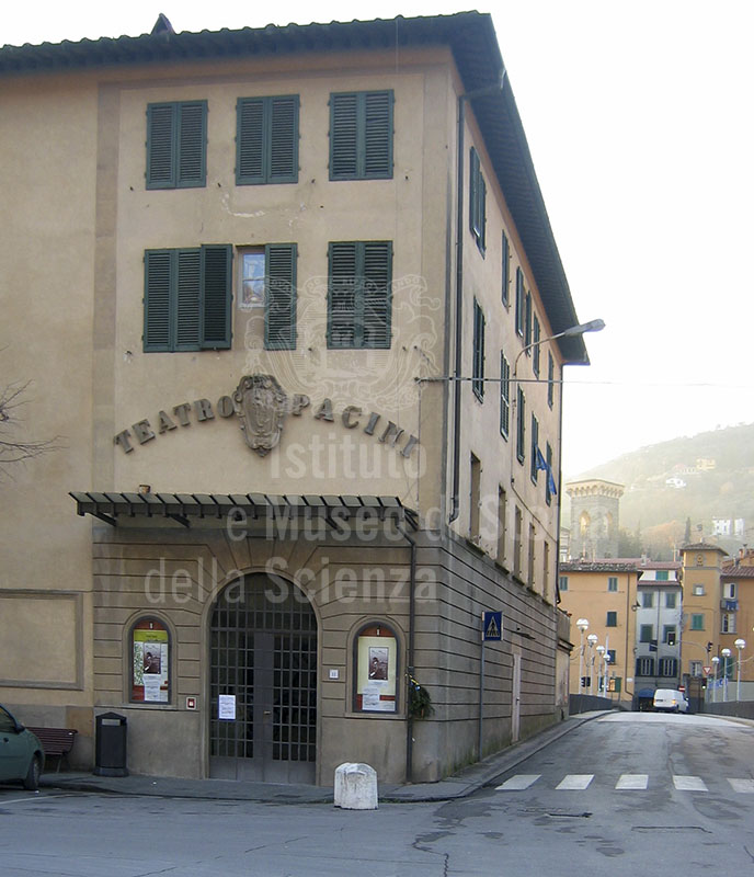 Exterior of the Teatro Pacini, Pescia.