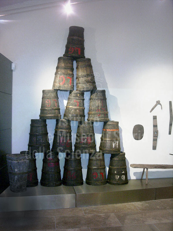 Bigonce sovrapposte, Museo della Vite e del Vino del Centro per la Cultura del Vino "I Lecci", Montespertoli.