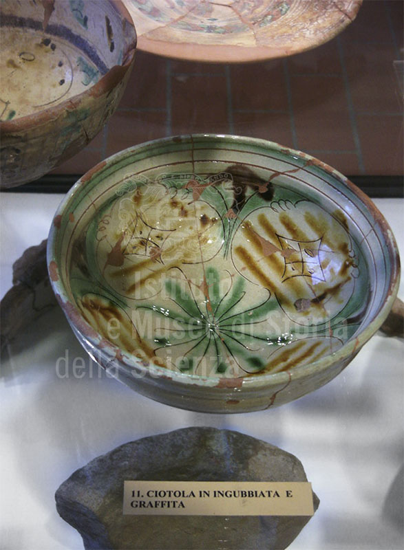 Slip coated and graffitied bowl, Permanent Exhibition, "Glass Production in Gambassi", Gambassi Terme.