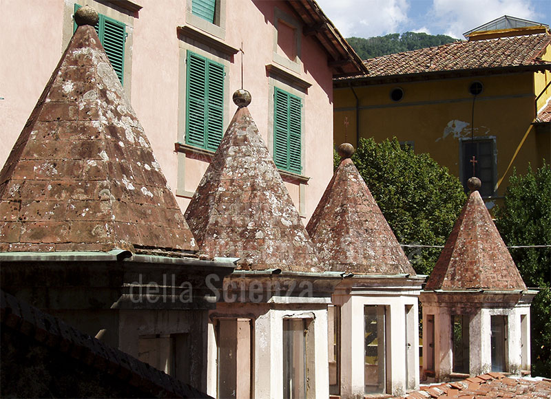 Lucernai dell'antico stabilimento termale "Bagno alla Villa", Bagni di Lucca.